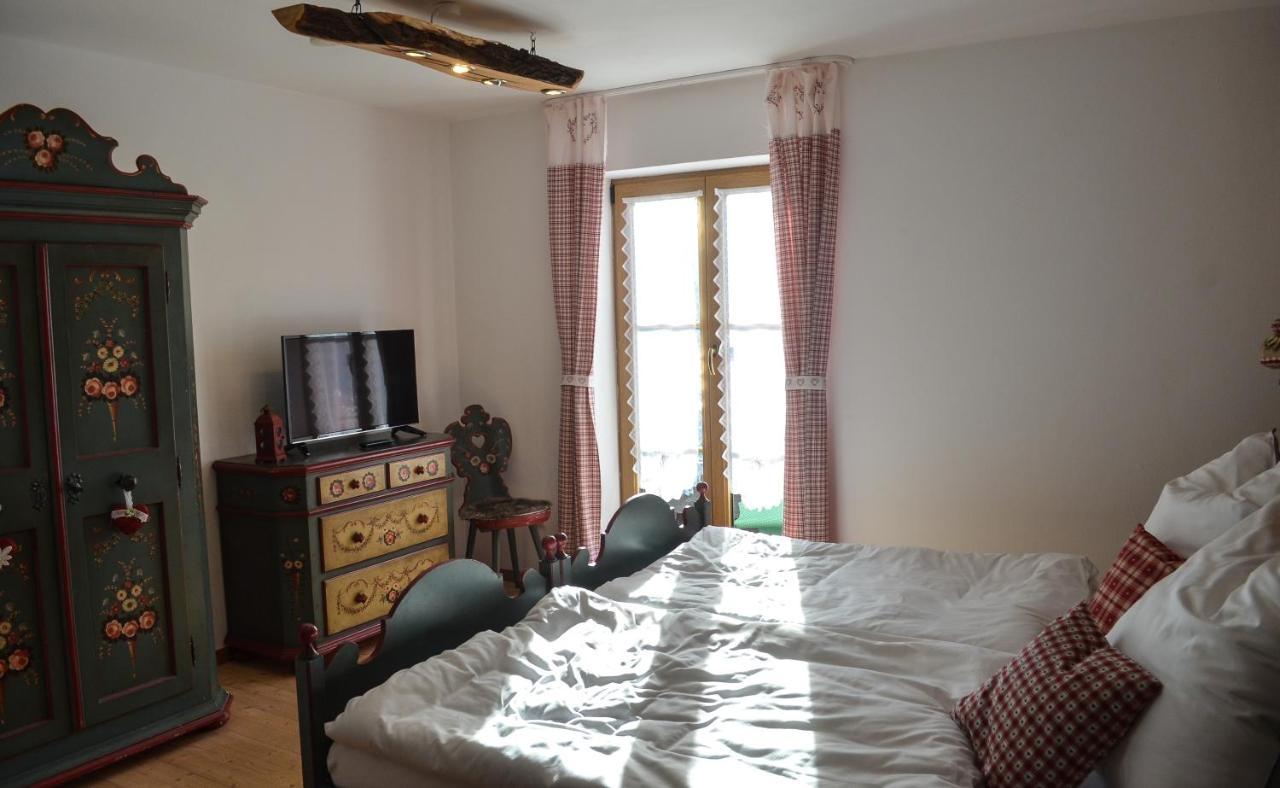 Berggasthof Karntner Alm Hotel Mittenwald Ngoại thất bức ảnh